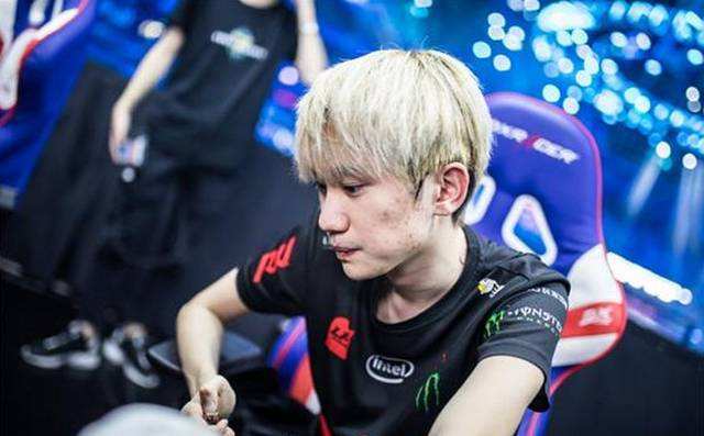 过调整阵容 过调整阵容