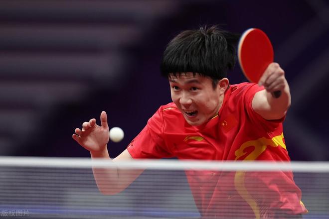 注意到其背 注意到其背