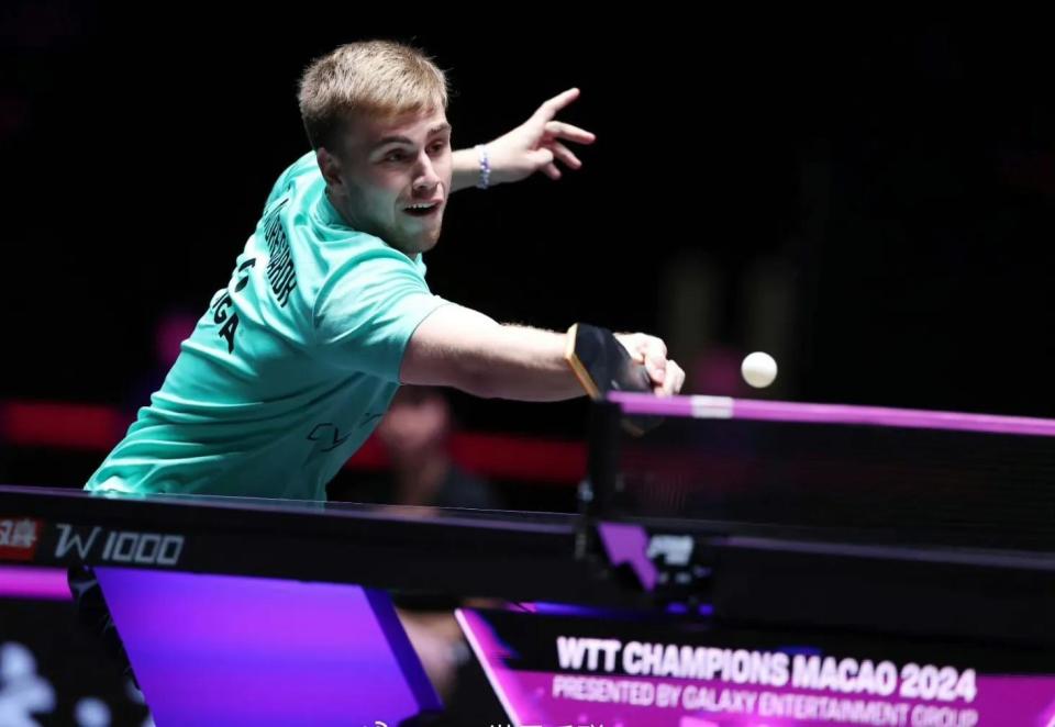 球网球爱好 球网球爱好