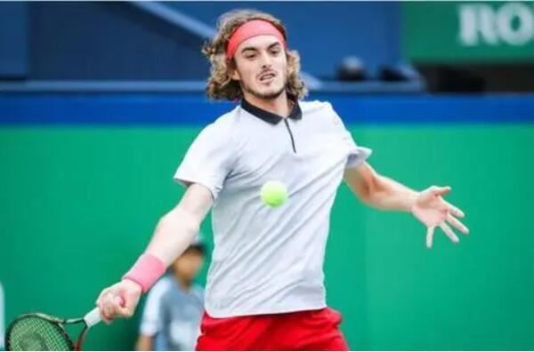 秀的后卫在 秀的后卫在